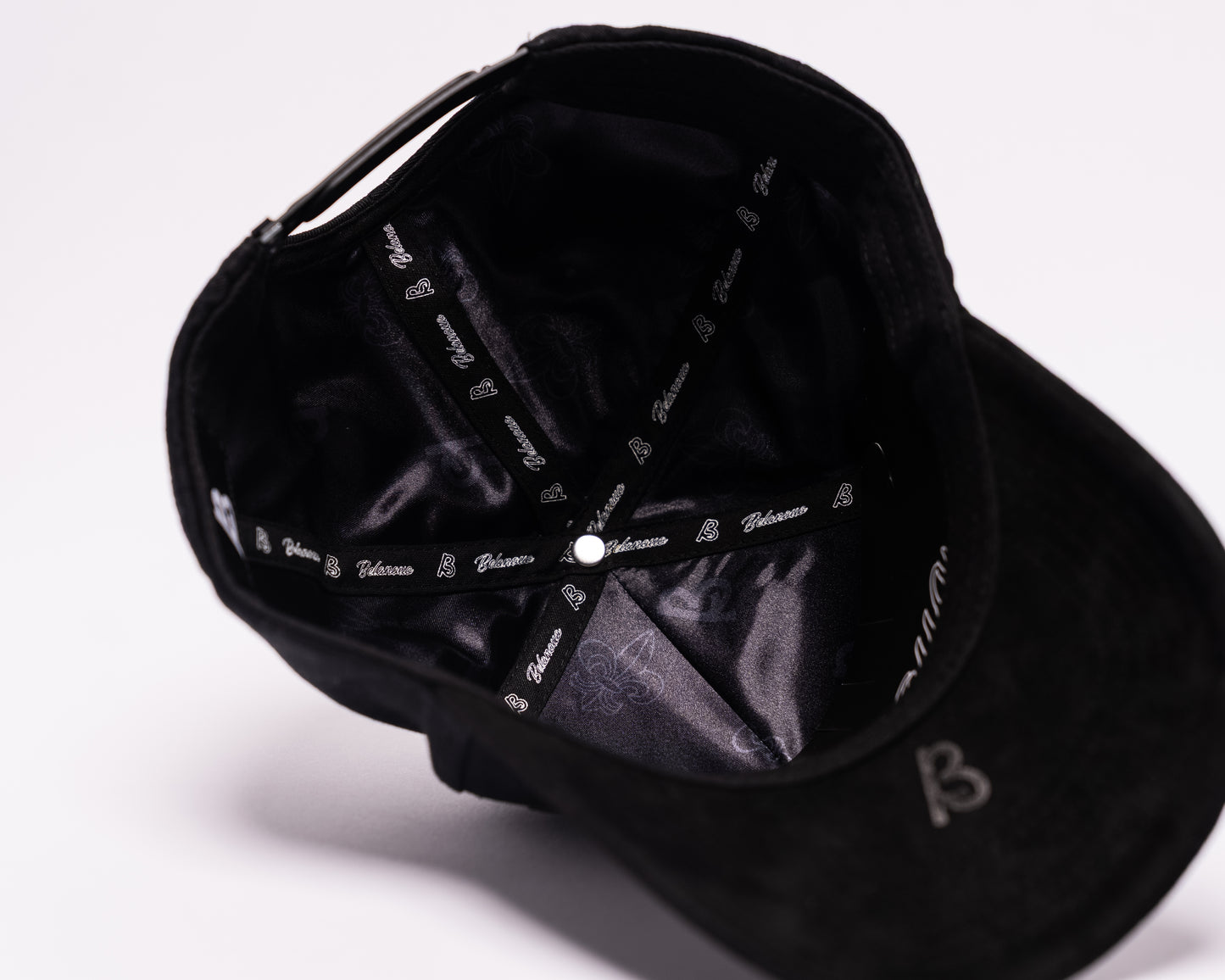 LA TOTAL BLACK ACE